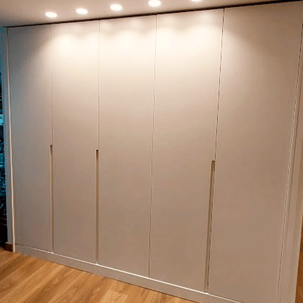 Diseño y montaje de armarios a medida